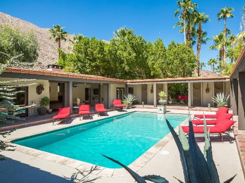 Villa Carmelita - The Sonny & Cher House